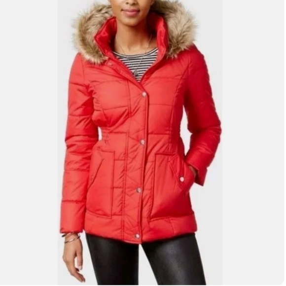 NEW Krush Juniors' Faux-Fur Hooded Quilted Jacket - Picture 1 of 6